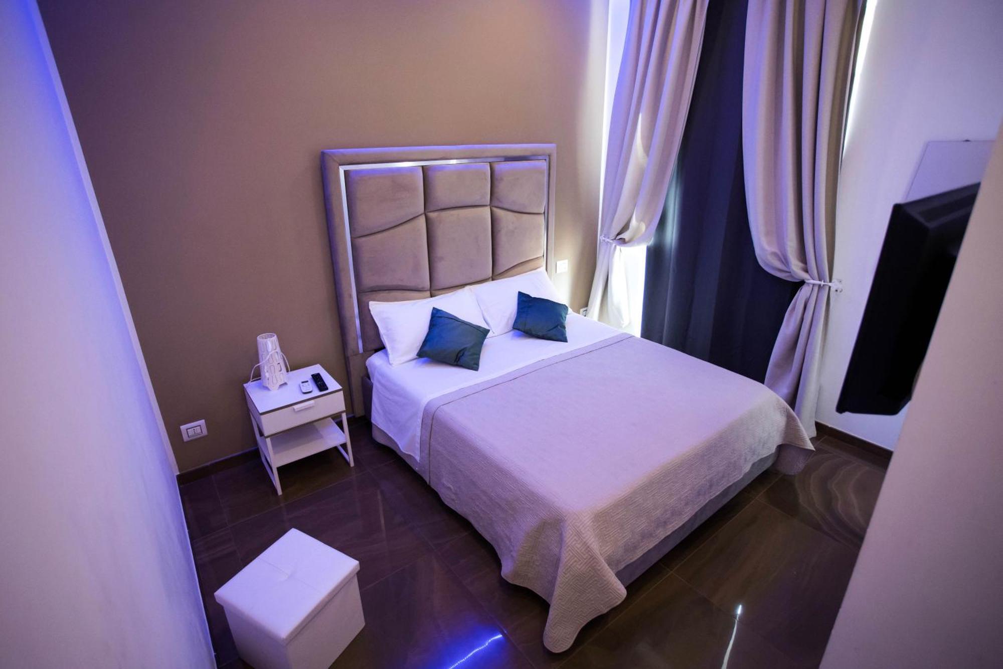 Palazzo 15 Napoli Bed & Breakfast エクステリア 写真